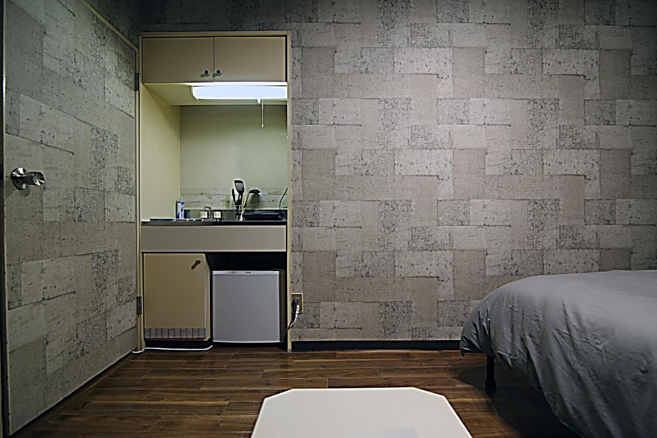 Kb House Shinjuku Double Room Free Poket Wifi! Tokio Buitenkant foto